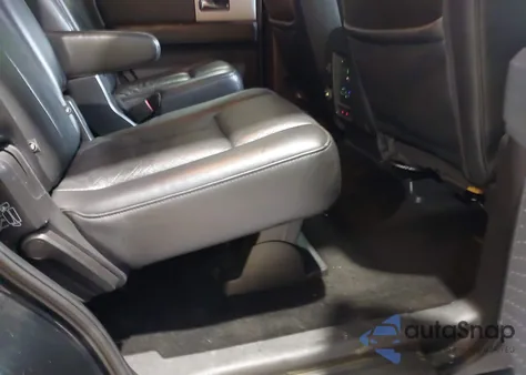 2014 Ford Expedition Limited z USA, uszkodzony, nr VIN 1FMJU2A53EEF38633